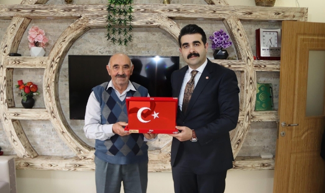 KAYMAKAM ESER, TOMARZALI ŞEHİT BABASINI VE KIBRIS GAZİSİNİ ZİYARET ETTİ