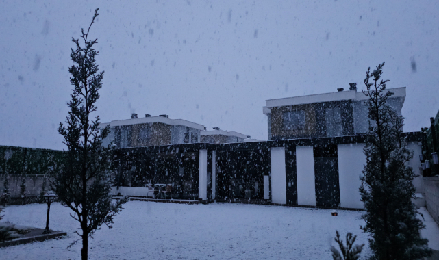 KAYSERİ BEYAZ ÖRTÜYLE KAPLANDI