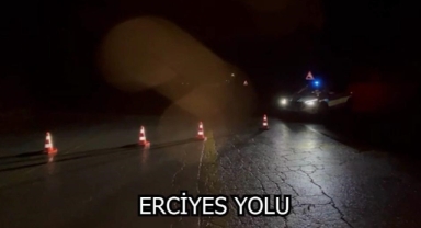 KAYSERİ-ERCİYES YOLU KAR YAĞIŞI NEDENİYLE TRAFİĞE KAPANDI