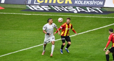 KAYSERİSPOR KOCAELİSPOR'A 2-1 MAĞLUP OLDU