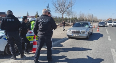 OTOMOBİLİN ÇARPTIĞI ÇOCUK AĞIR YARALANDI