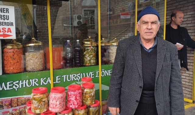 SEYYARDAN BAŞLADI KENDİ DÜKKANINI KURDU