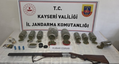 915 GRAM UYUŞTURUCU MADDE ELE GEÇİRİLDİ