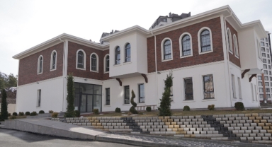 AÇILIŞ İÇİN GÜN SAYILIYOR