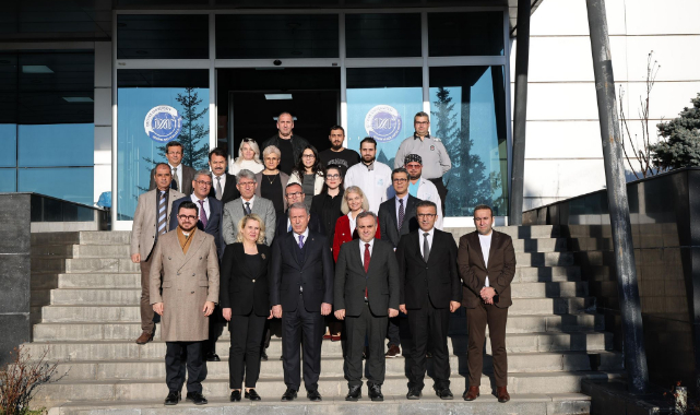 AKAR, ERÜ'YÜ ZİYARET ETTİ