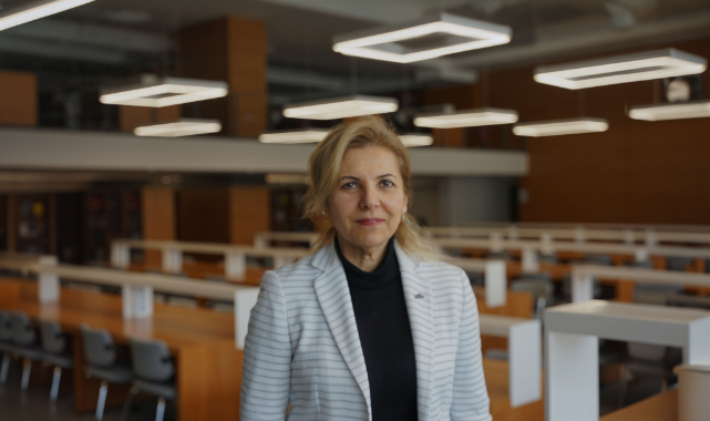 BİR NARGİLE SEANSINDA 100 SİGARA DUMANI SOLUNUYOR