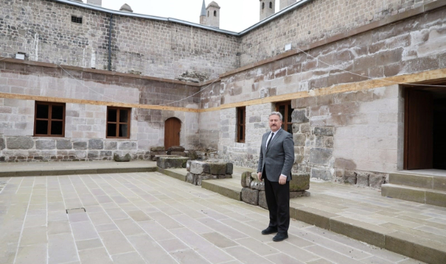 'GÖK HAN SANATLA BAŞKA OLACAK'