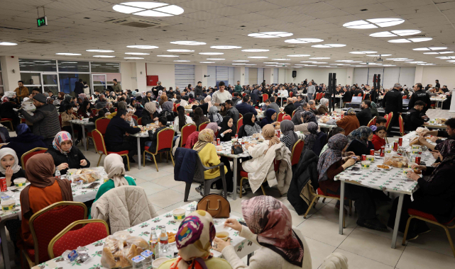ÖZSOY VE ÖZTÜRK VATANDAŞLARLA İFTAR SOFRASINDA BULUŞTU