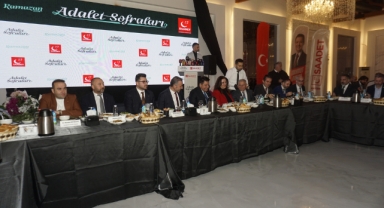 TÜM SİYASİLER SP'DE BULUŞTU