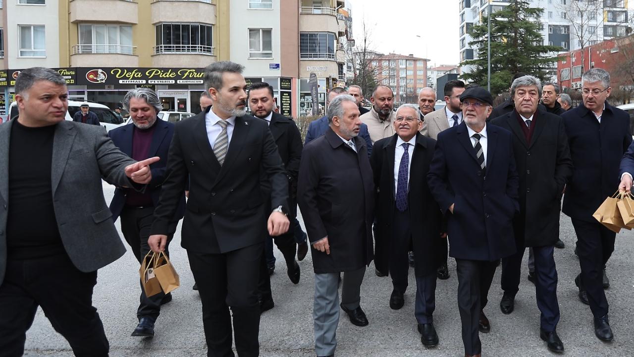 BÜYÜKKILIÇ’TAN İFTAR, ZİYARET VE ESNAF BULUŞMALARI