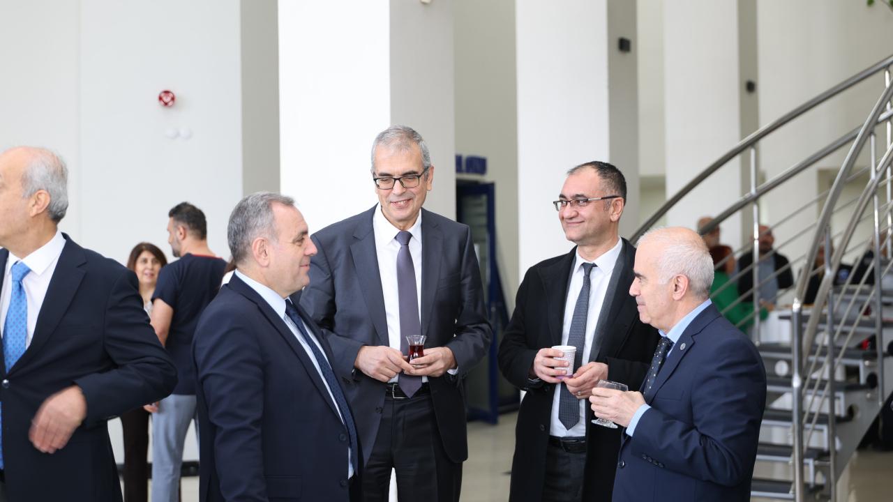 ERÜ'DE BAYRAMLAŞMA TÖRENİ DÜZENLENDİ