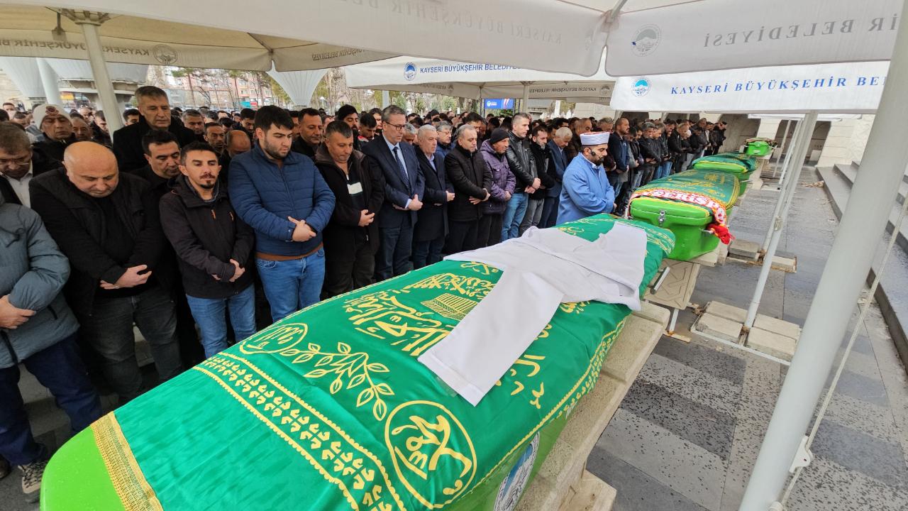 YAREN M. TOPRAĞA VERİLDİ