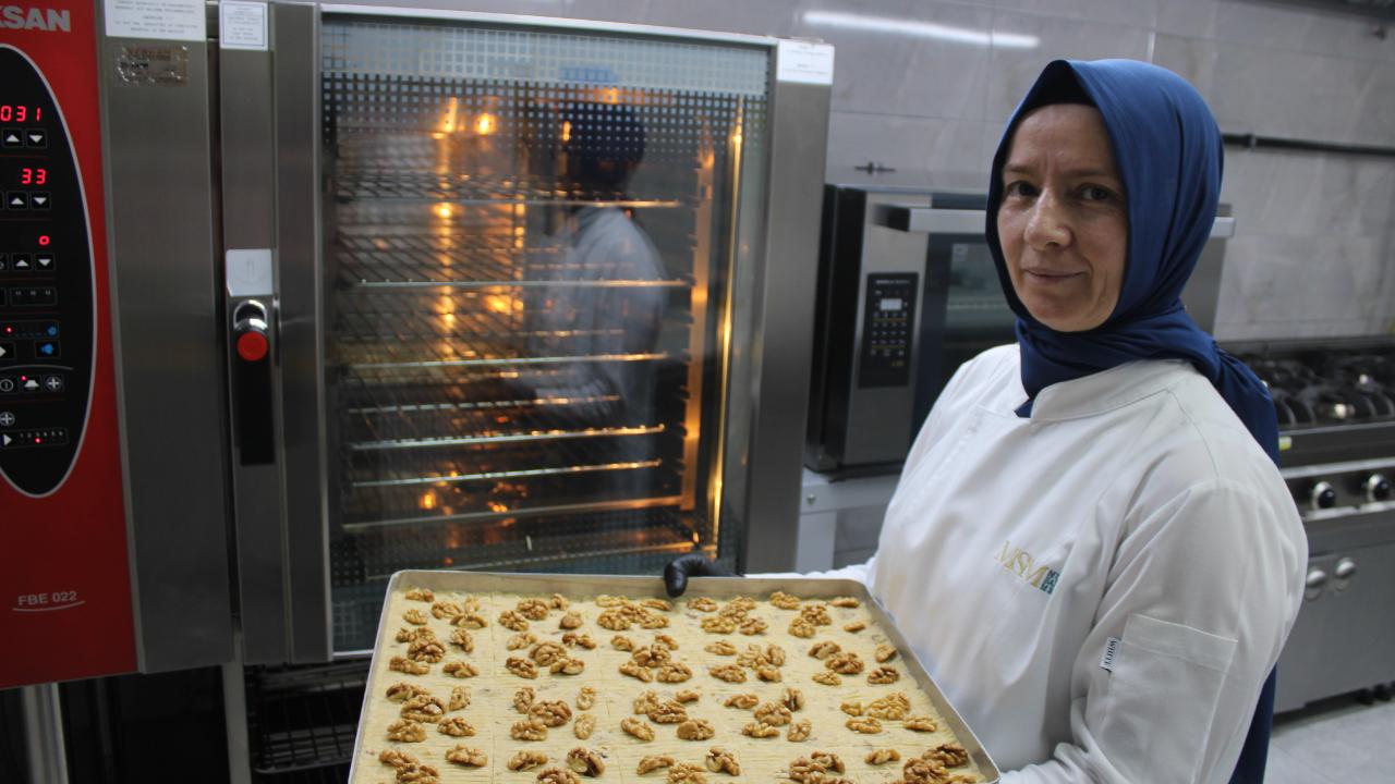 BAYRAMIN VAZGEÇİLMEZ TATLISI OLDU