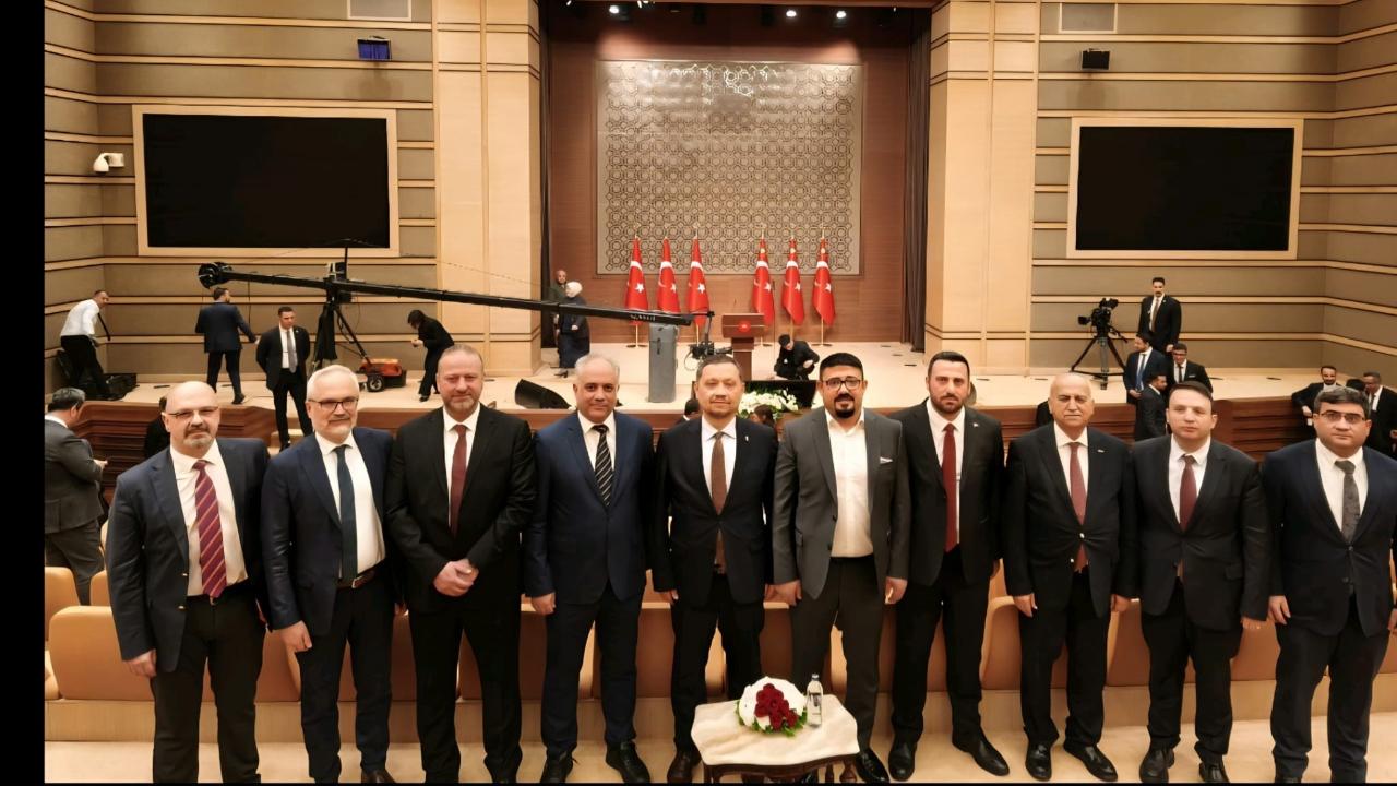 "5G, SADECE BUGÜNÜN DEĞİL GELECEĞİN DE ANAHTARIDIR"