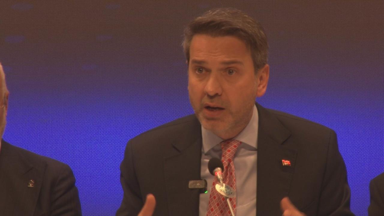 BAKAN BAYRAKTAR MÜJDEYİ VERDİ