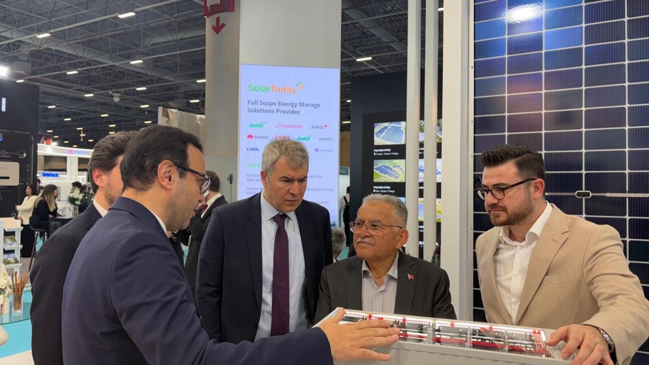 BAŞKAN BÜYÜKKILIÇ, SOLAREX İSTANBUL FUARI’NA KATILDI