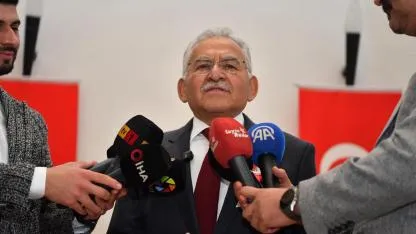 BÜYÜKKILIÇ’TAN “ERKİLET HATTI, DÜNYA SPOR BAŞKENTLİĞİ VE TÜRK KÜLTÜR BAŞKENTLİĞİ” VURGUSU