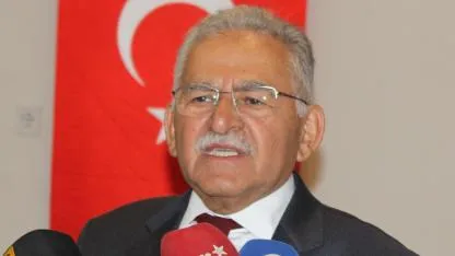 BÜYÜKKILIÇ'TAN MÜJDE: "ERKİLET TRAMVAY HATTI PROJEMİZİ 2028'E YETİŞTİRECEĞİZ"