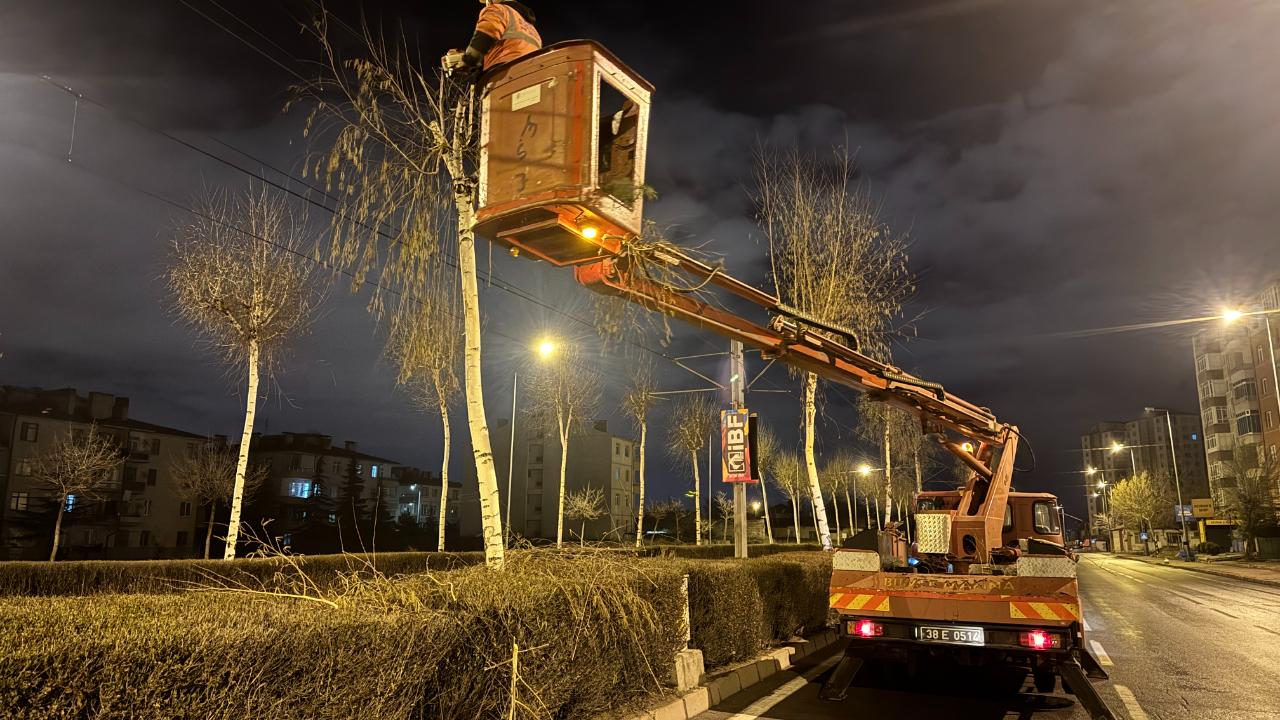 BÜYÜKŞEHİR’DEN GECE YARISI ULAŞIM GÜVENLİĞİ İÇİN KESİNTİSİZ MESAİ