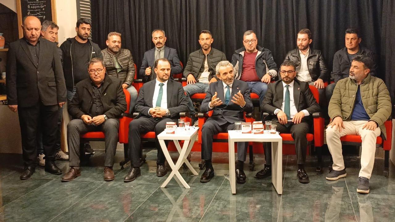 CANLI YAYINDA SÜRPRİZ ANLAR