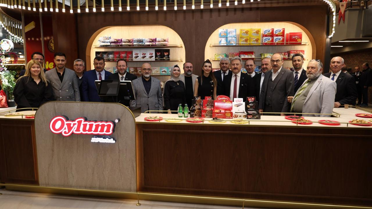 ÇARŞI MELİKGAZİ KAPILARI AÇTI