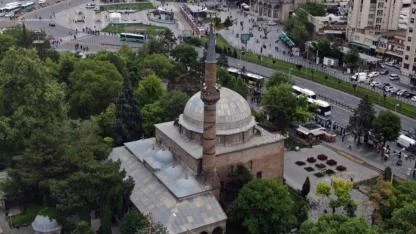 "ÇOCUKLARIMIZ, ÇOK YÖNLÜ BİR KUŞATMA ALTINDADIR"