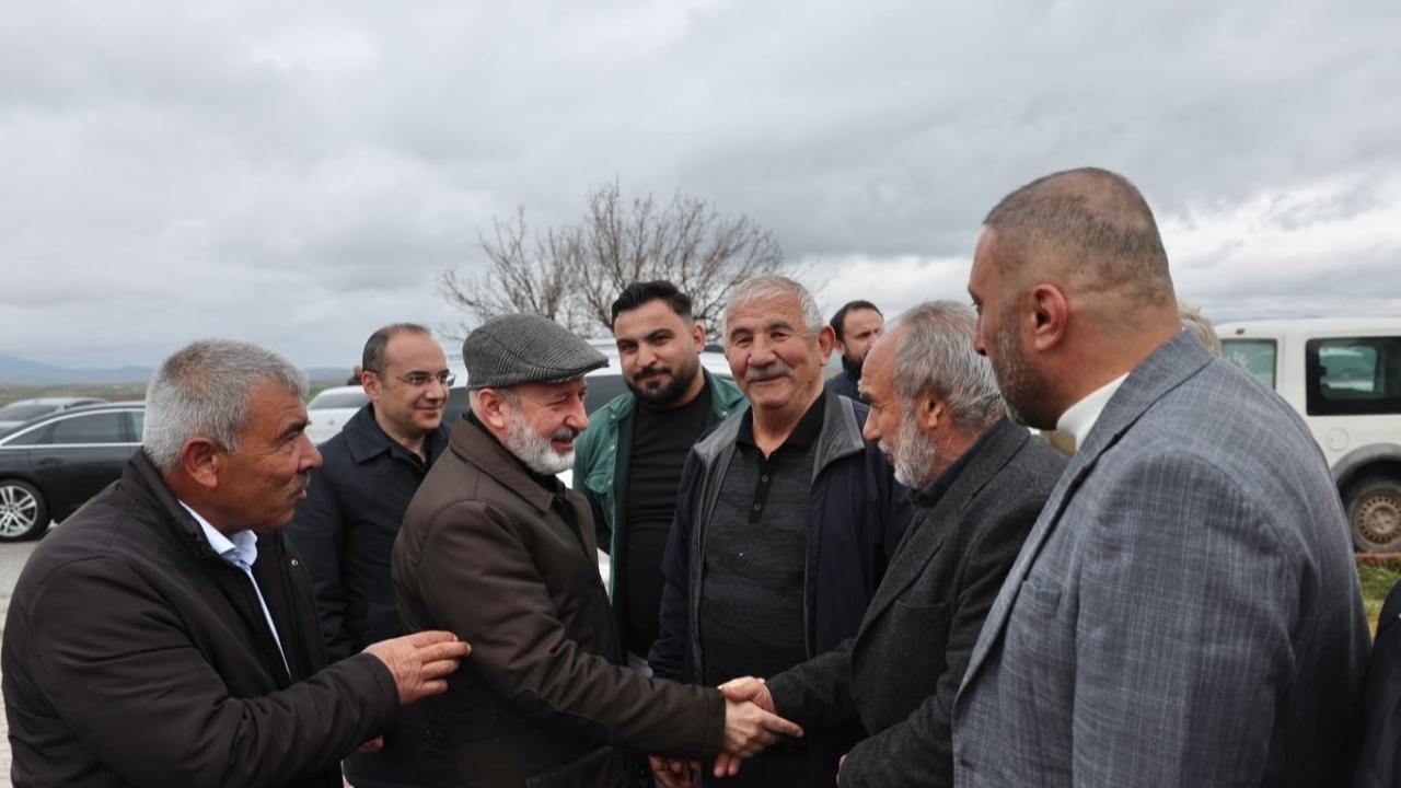 ÇOLAKBAYRAKDAR: “HİZMETLERİMİZLE KIRSALIN DEĞERİNE DEĞER KATIYORUZ”