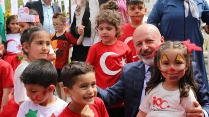 ÇOLAKBAYRAKDAR'DAN ÇOCUK ŞENLİĞİNE DAVET