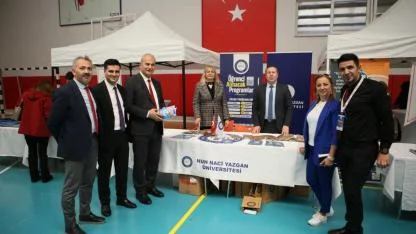 ERCİYES KOLEJİ’NDE GELECEĞE IŞIK TUTAN FUAR