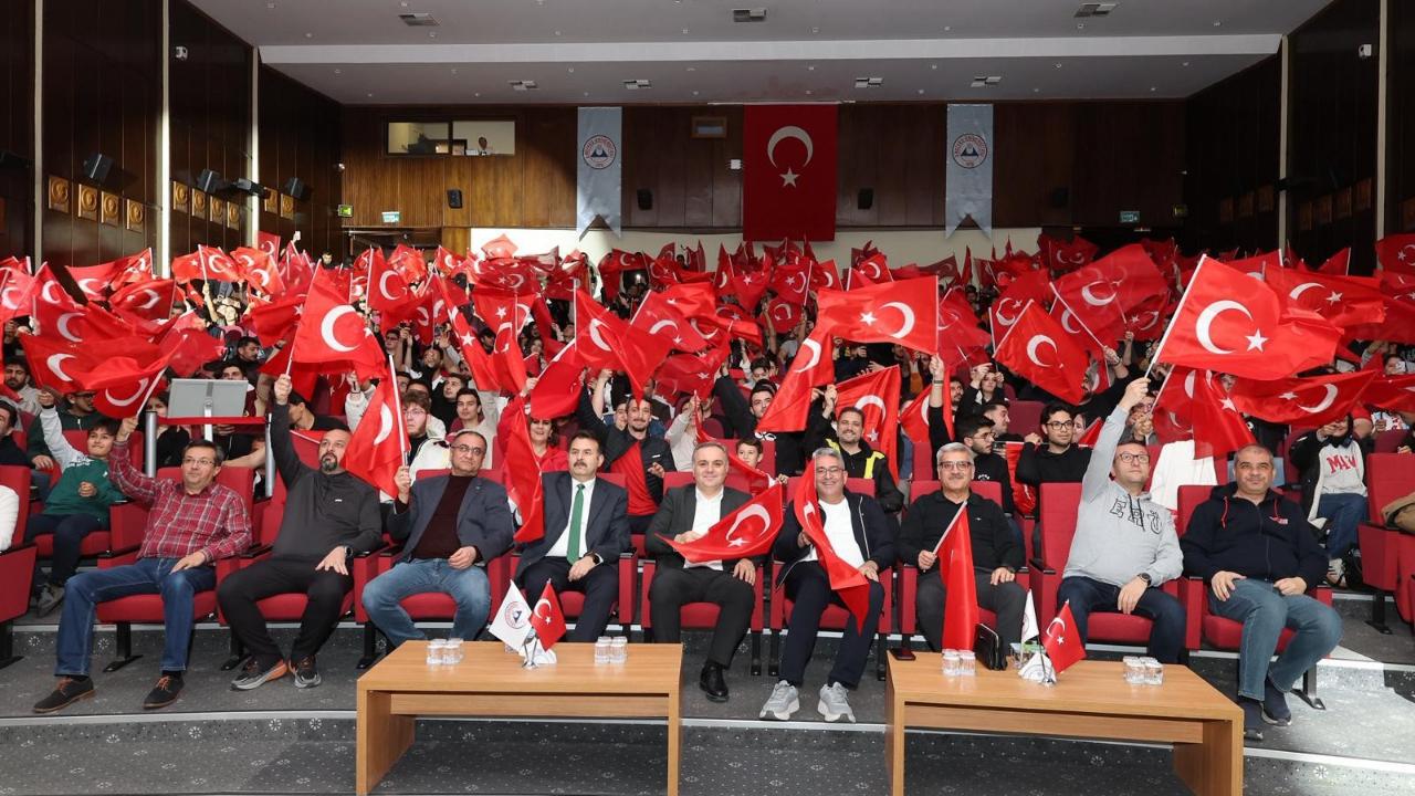 ERÜ'DE MİLLİ MAÇ HEYECANI