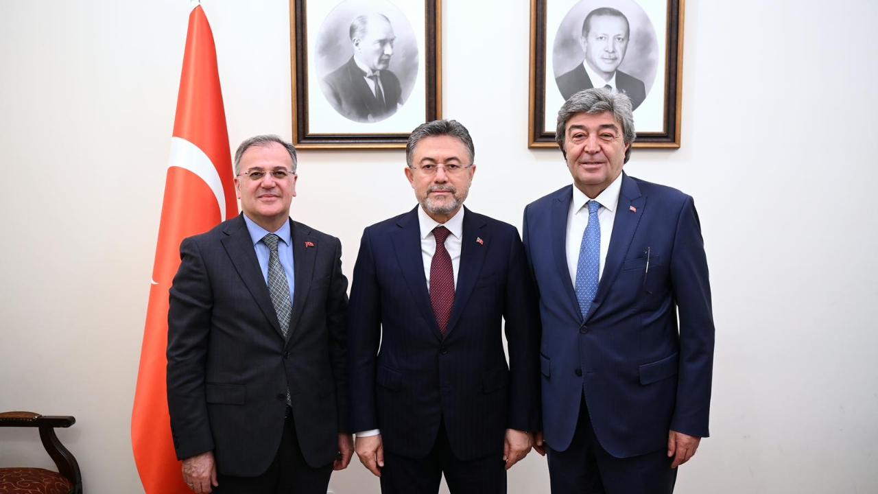 “HACILAR İÇİN DURMADAN ÇALIŞIYORUZ”