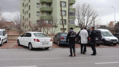 KAVGADA ARAÇLAR KURŞULANDI