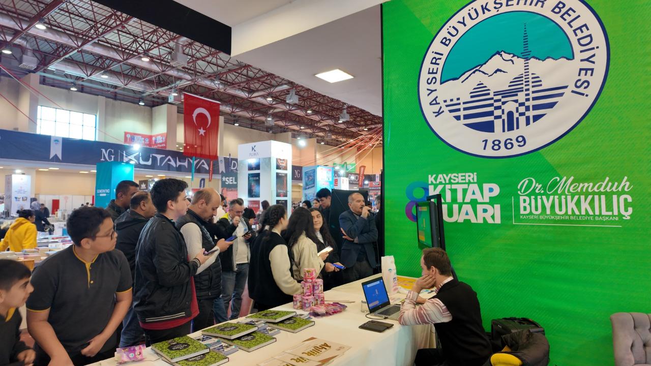 KAYSERİ KİTAP FUARI’NDA ÇOCUKLARIN KEYFİ YERİNDE