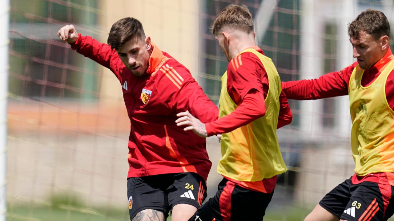 KAYSERİSPOR, FENERBAHÇE MAÇI HAZIRLIKLARINA BAŞLADI