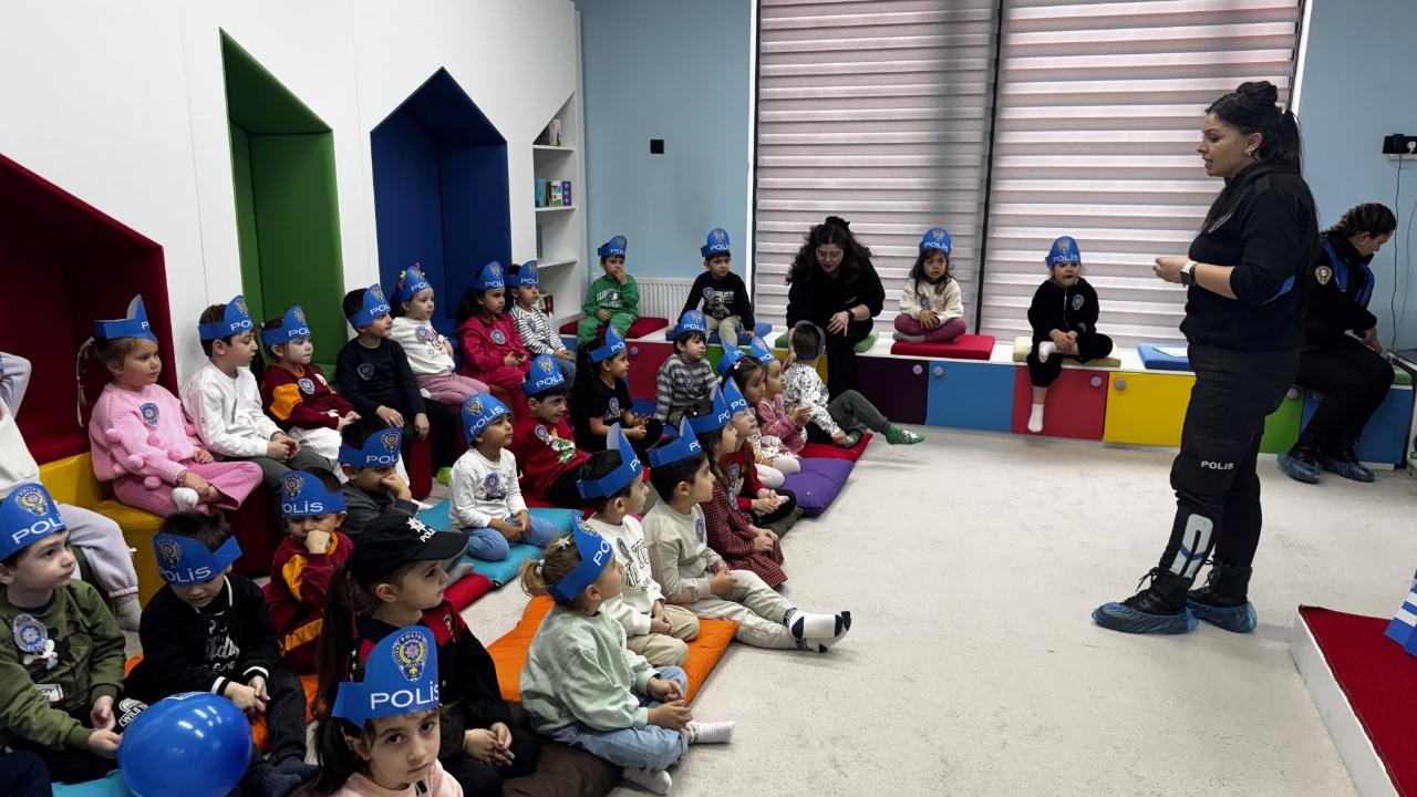 MİNİKLERE POLİSLİK MESLEĞİ TANITILDI