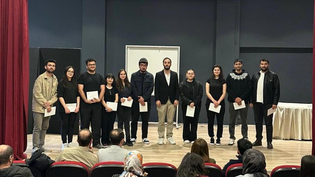 NNYÜ TİYATRO TOPLULUĞU İL BİRİNCİSİ OLDU