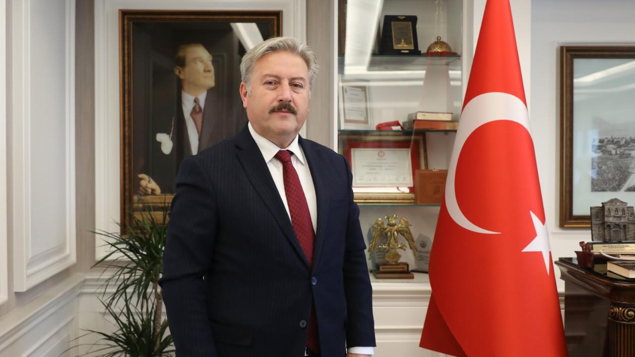 PALANCIOĞLU’NDAN 23 NİSAN ULUSAL EGEMENLİK VE ÇOCUK BAYRAMI MESAJI