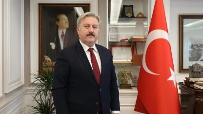 PALANCIOĞLU’NDAN 23 NİSAN ULUSAL EGEMENLİK VE ÇOCUK BAYRAMI MESAJI