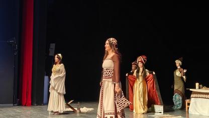 MİMAR SİNAN'IN ESERLERİ KIYAFETLERE DÖKÜLDÜ
