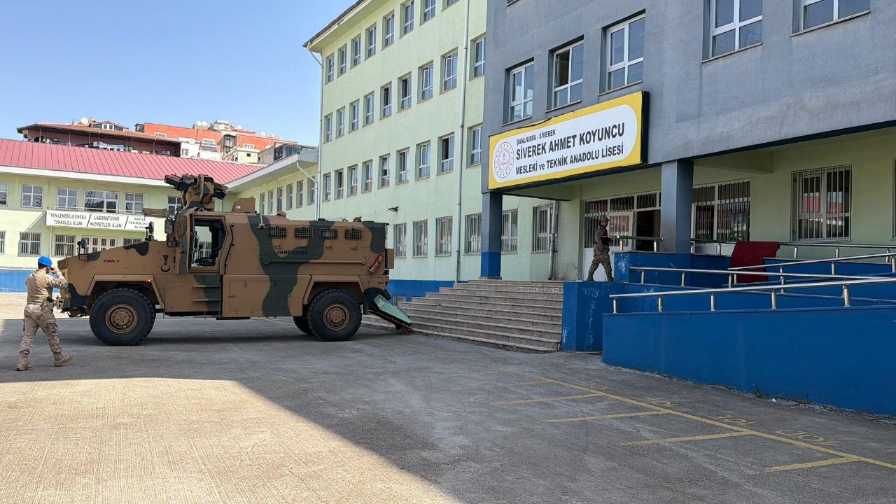 URFA'DA LİSEDE SİLAHLI SALDIRI