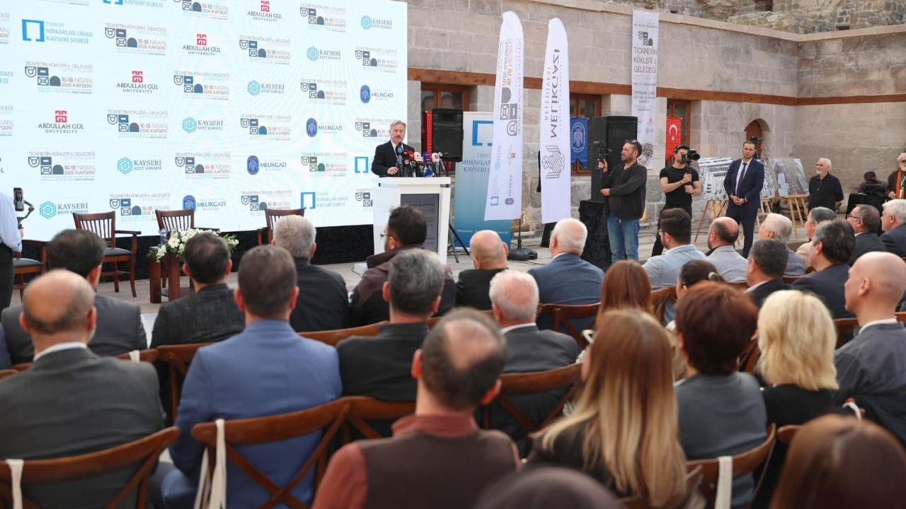 TİCARETİN KÖKLERİ VE GELECEĞİ VİZYON ÇALIŞTAYI GÖN HAN’DA BAŞLADI