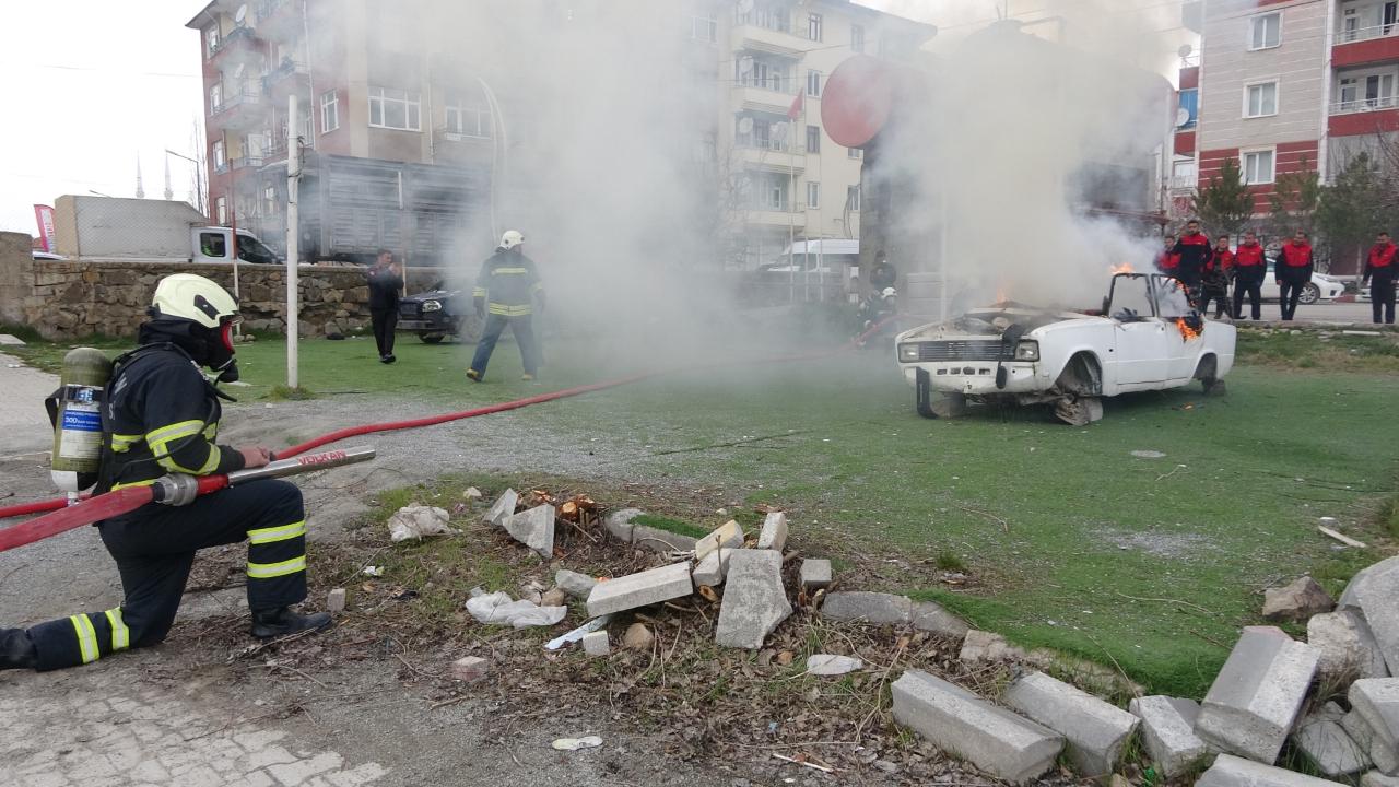 SORGUN İTFAİYESİ YANGIN TATBİKATINDA TAM NOT ALDI