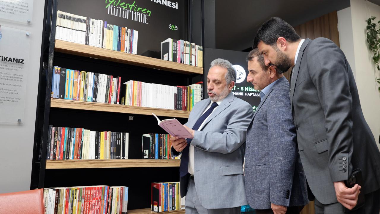 TALAS BELEDİYESİNDEN PERSONELE “İYİLEŞTİREN KÜTÜPHANE” HEDİYESİ