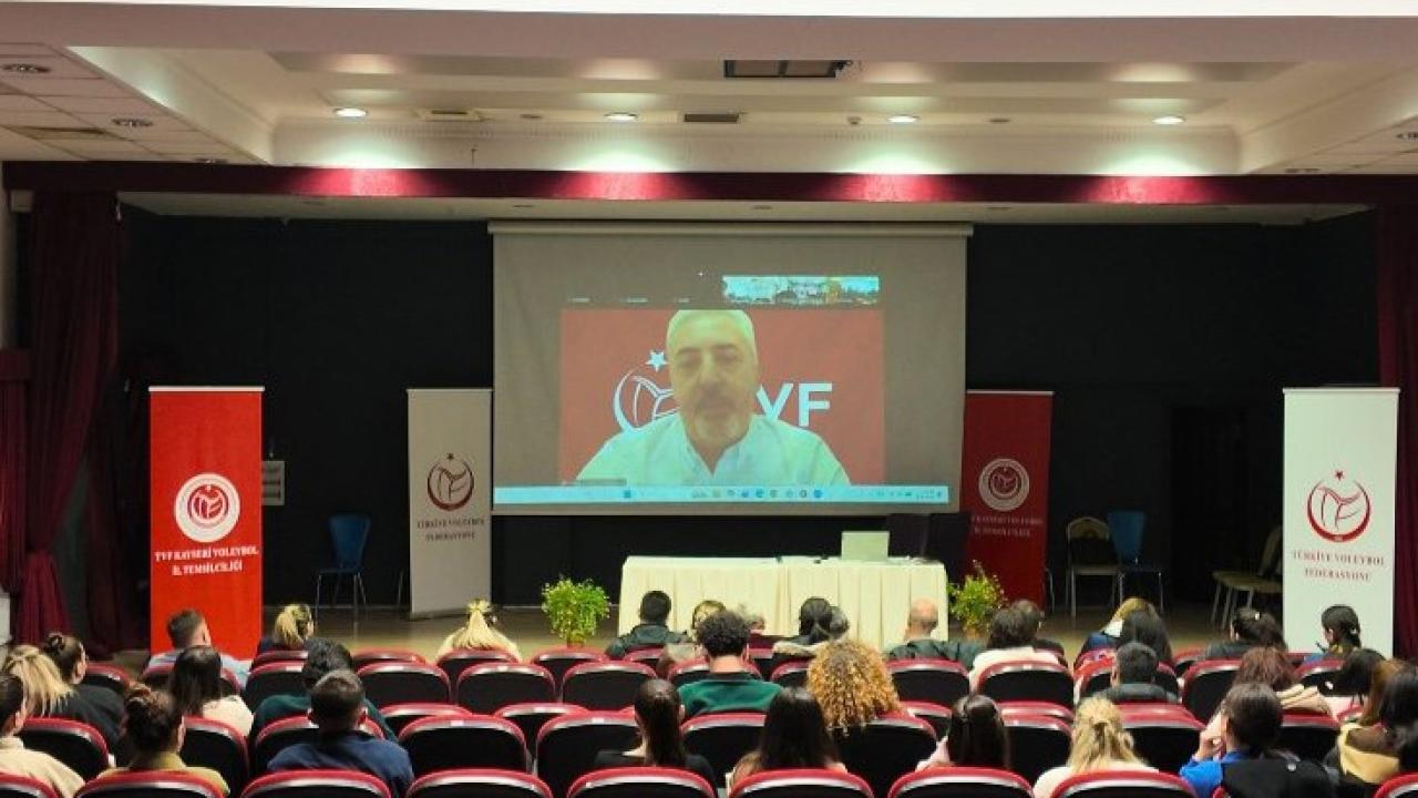 VOLEYBOL AYLIK BİLGİLENDİRME SEMİNERİ YAPILDI