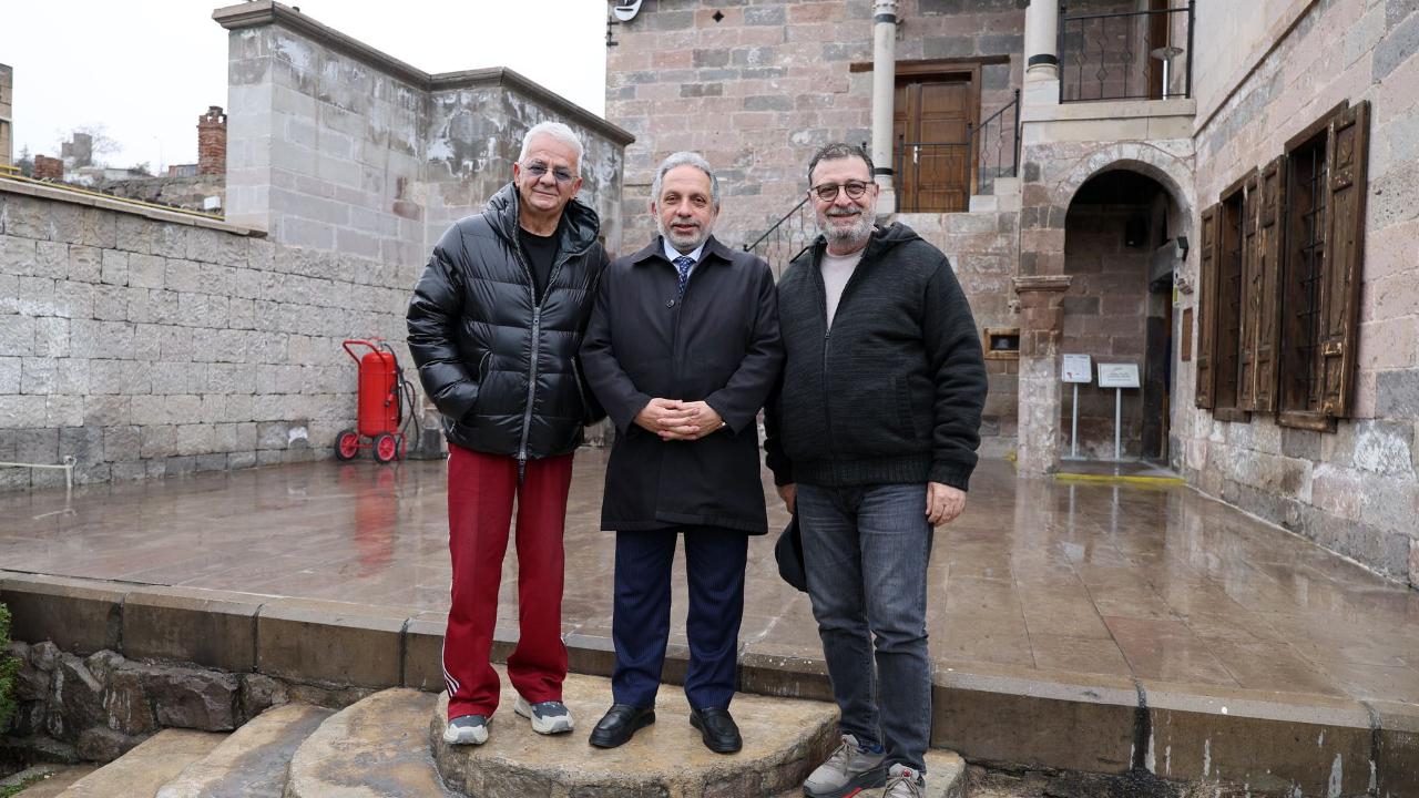 ZAFER ALGÖZ'DEN TAM NOT