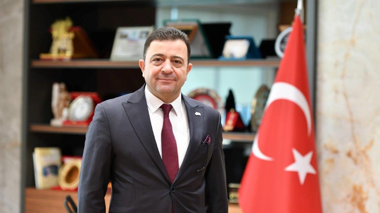 "ANNELERİMİZ, HAYATIMIZIN EN KIYMETLİ DEĞERLERİDİR"