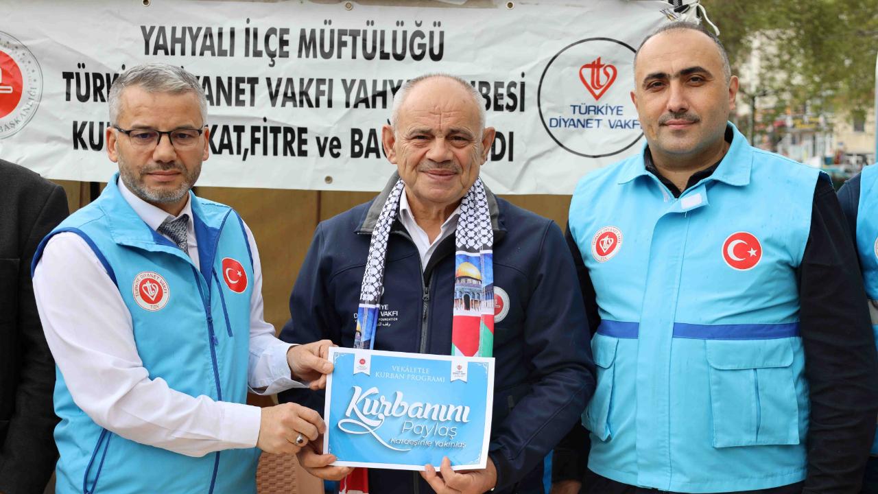 BAŞKAN ÖZTÜRK’TEN VEKALETLE KURBAN BAĞIŞI