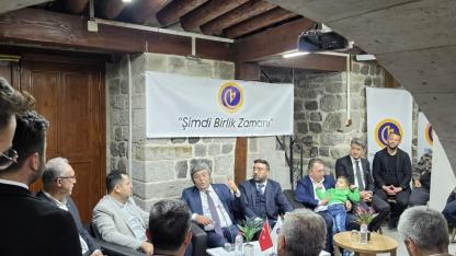 BİRLİK VAKFI’NDA “BİRLİK SÖYLEŞİLERİ”NİN KONUĞU ATAŞ OLDU