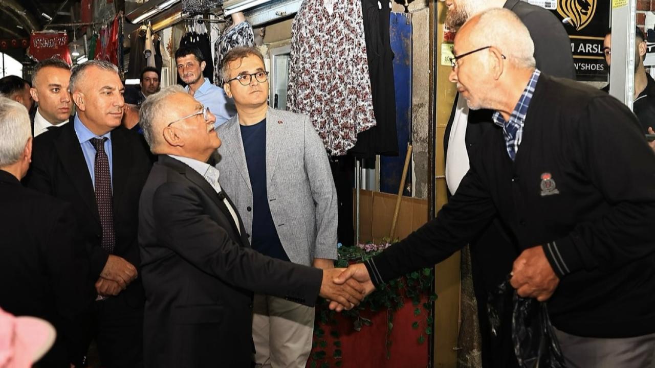 BÜYÜKKILIÇ’TAN ÇARŞI ZİYARETİ: ESNAF VE VATANDAŞLA SAMİMİ BULUŞMA