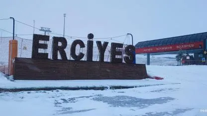 ERCİYES BEYAZA BÜRÜNDÜ